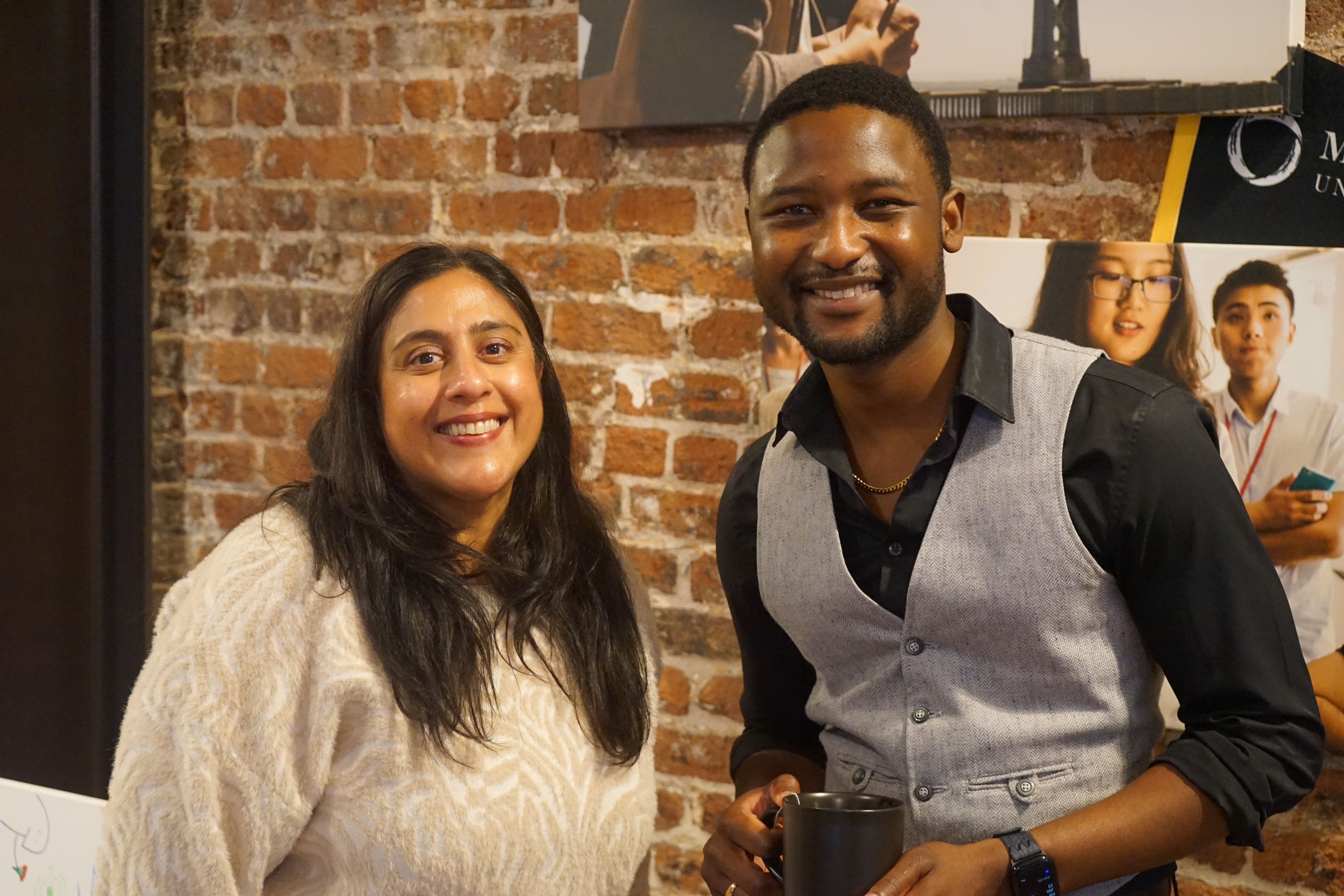 Maina Ibn Mohammed in a one-on-one coaching session